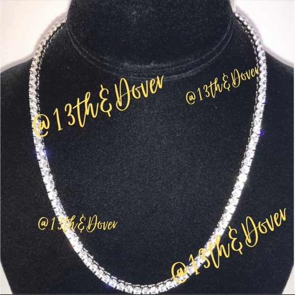 18k 42ct Tennis Necklace - Picture 7 of 11